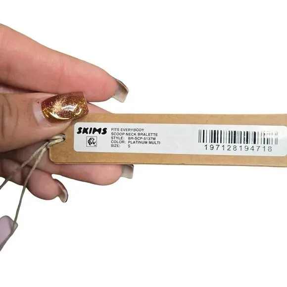 SKIMS Fits Everybody Scoop Neck Bralette Size: S - Picture 4 of 4